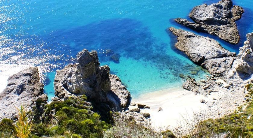 Gullo Capo Vaticano Ricadi Εξωτερικό φωτογραφία