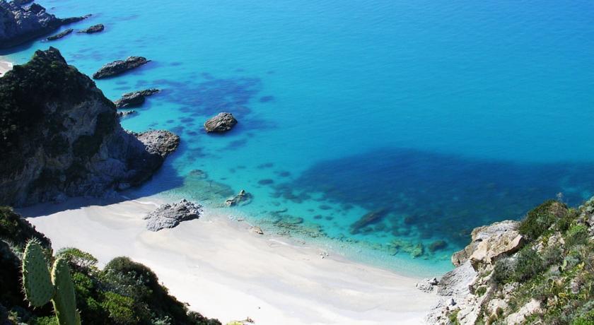 Gullo Capo Vaticano Ricadi Εξωτερικό φωτογραφία