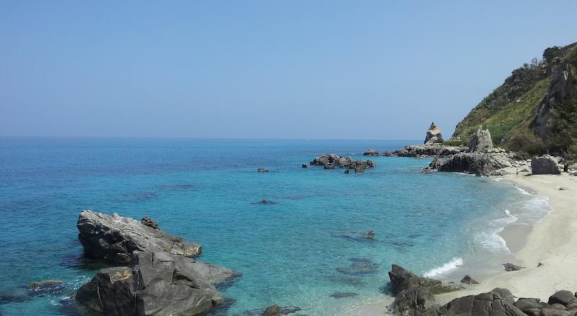 Gullo Capo Vaticano Ricadi Εξωτερικό φωτογραφία